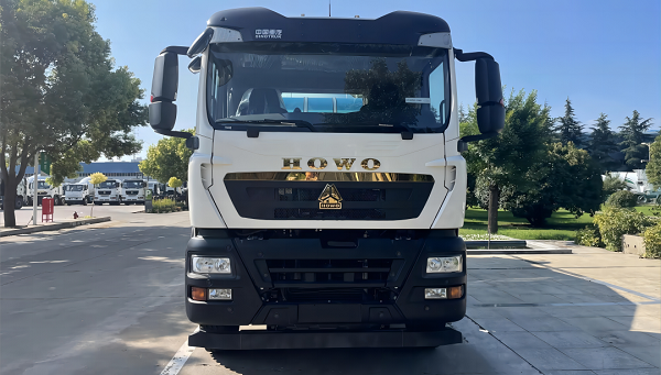 重汽&凌宇搅拌车交付客户