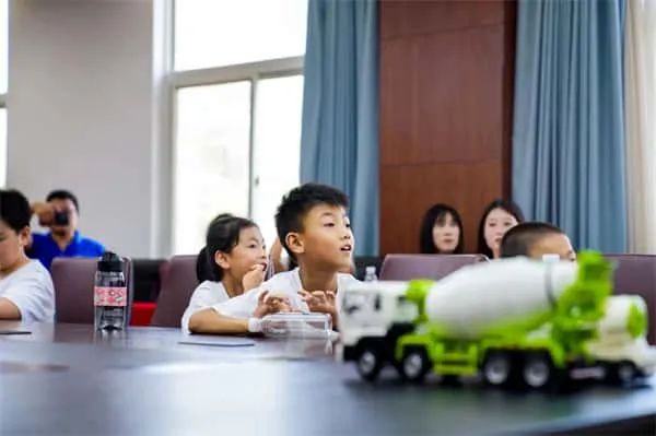 香港内部正版免费资料