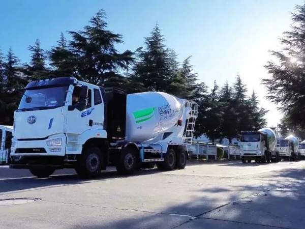 新闻关注丨国家发改委、财政部：2025国四重卡更高可补贴14万元；新能源重卡12月销1.5万